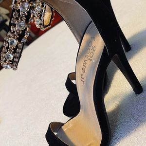 Brand New Gorgeous Heels by KOI FOOTWEAR - Size 3 UK / 5 USA - box 45